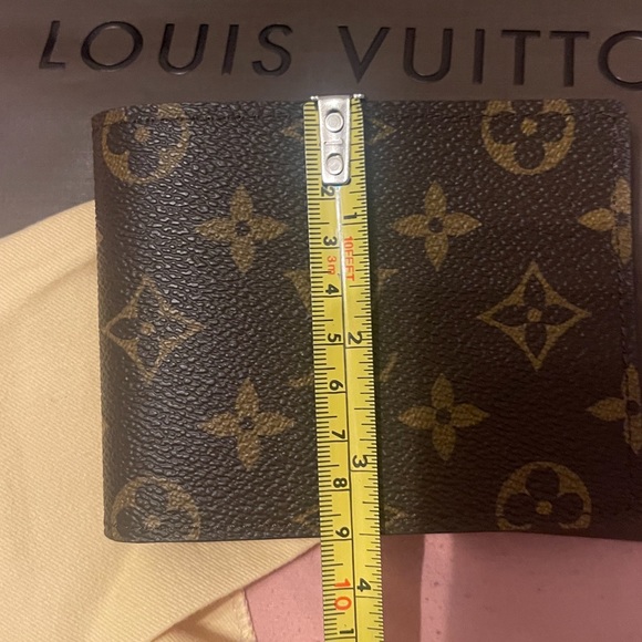 Authentic Louis Vuitton, wallet - Picture 8 of 8
